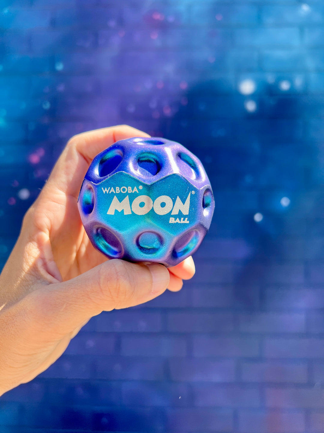 Waboba_Metallic_Moon_Ball_1080